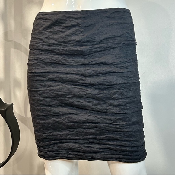 Sarah Pacini Stretch Krinkle Mini Pencil Skirt - Picture 9 of 9